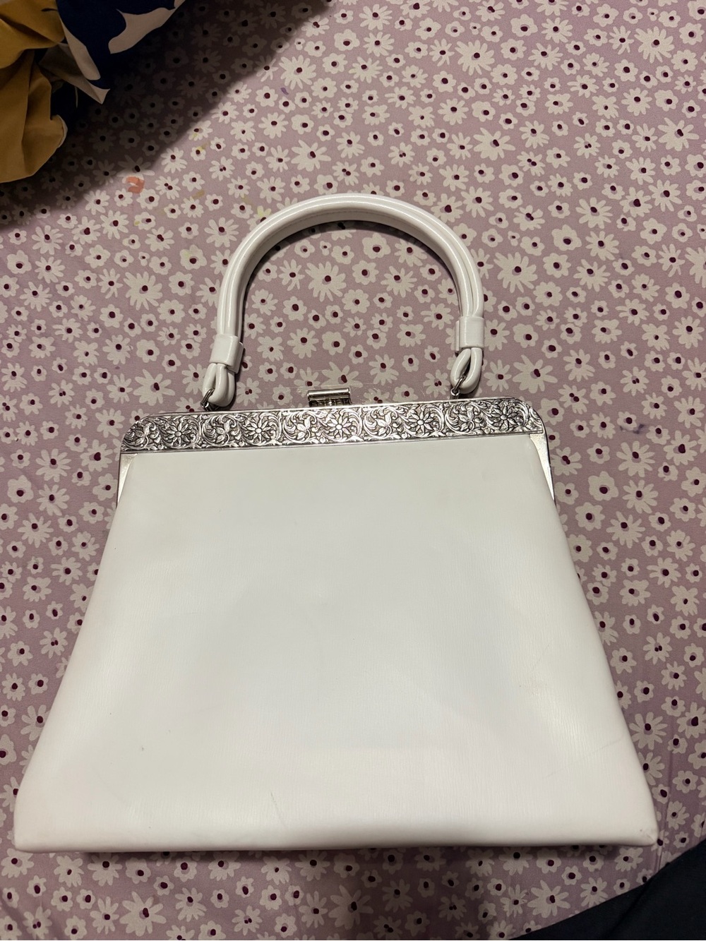 1960’s vintage Classic White Structured Top-Handle Clutch